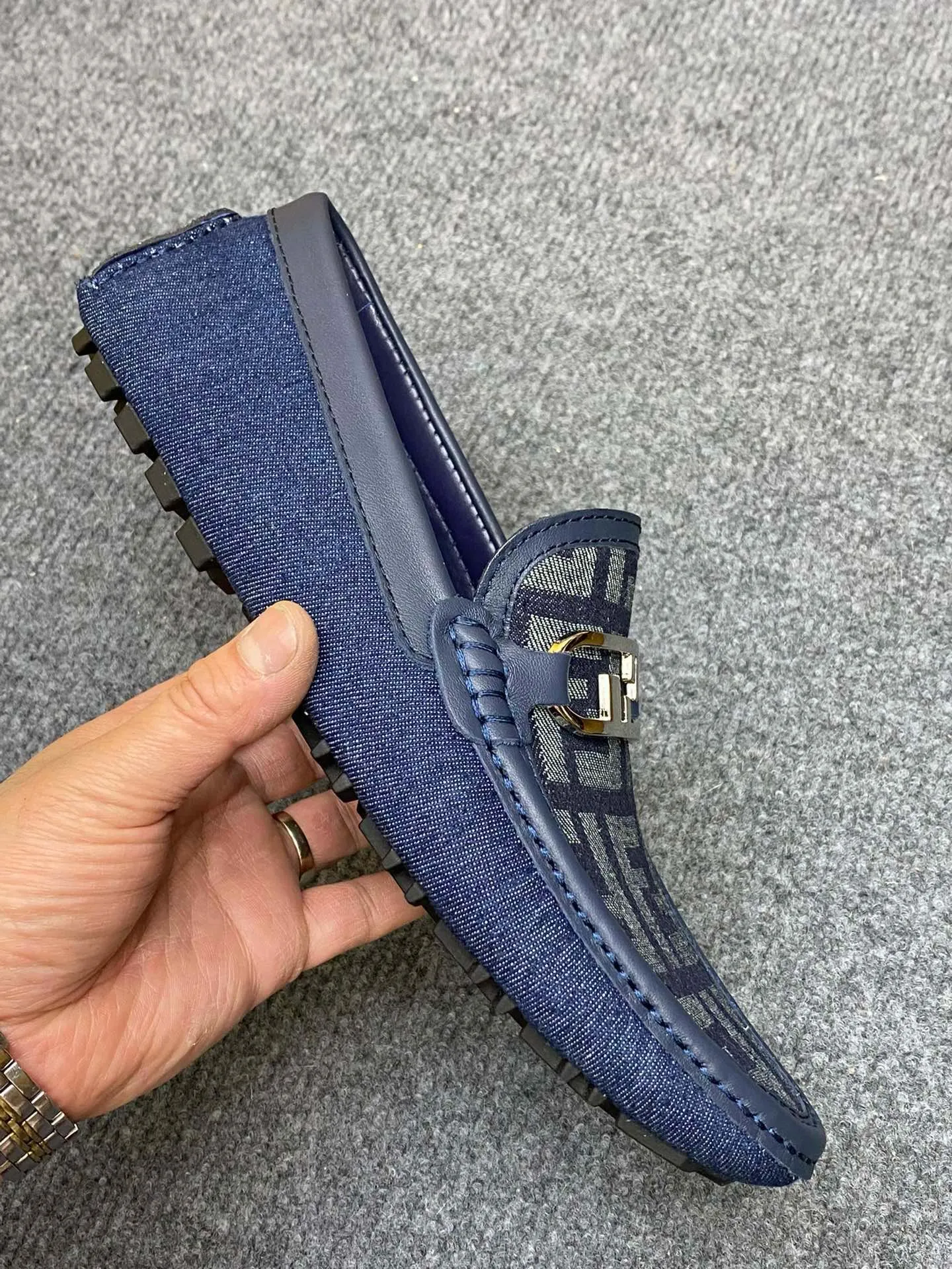 Men's Men's Shoes Men's Men's Shoes 💰700FENDI Fendi Men's Shoes are breathable and comfortable. Original development. Counters copy one to one. Imported cowhide. Niuri. 38 to 44. (can be ordered at 45.46. No returns or exchanges)